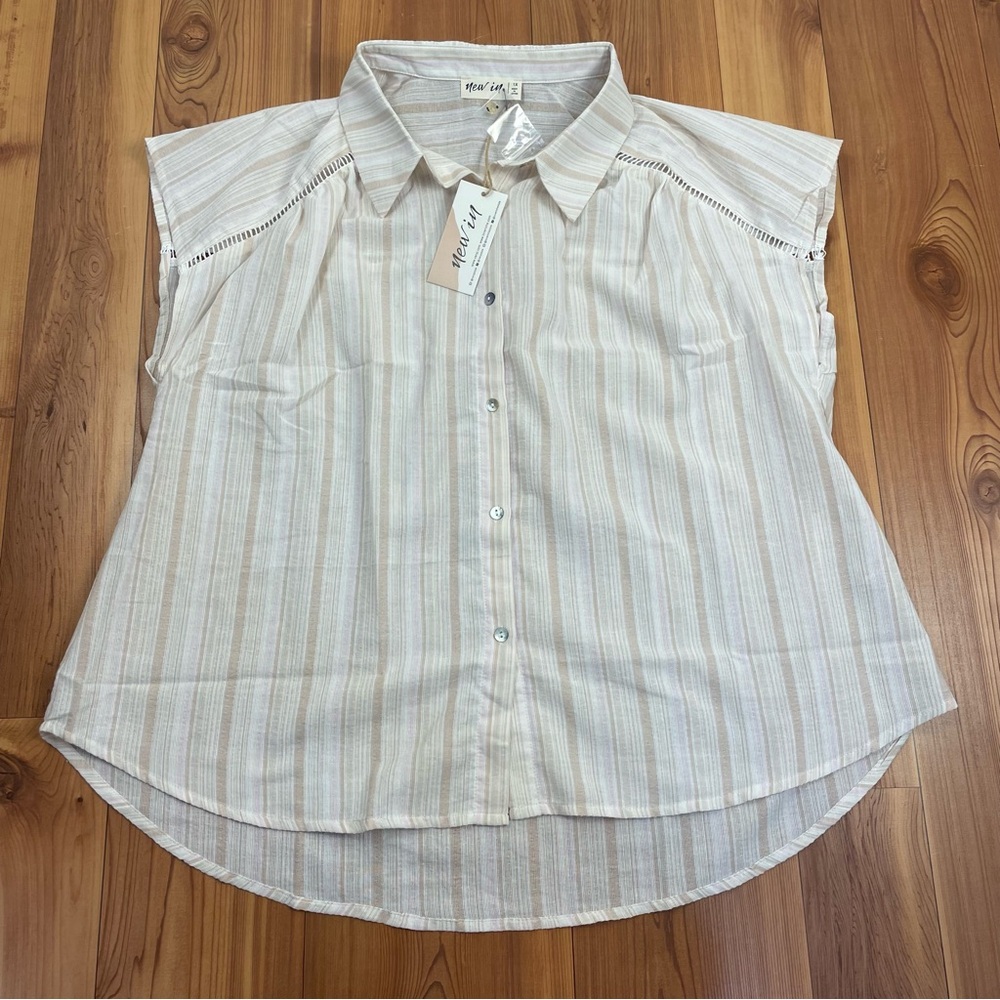 New In Very J Women’s Cap Sleeve Button-Up Blouse Stripe NWT 1X Neutral